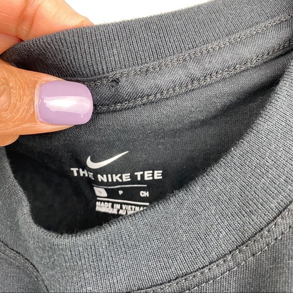 Nike | Women’s Black Muscle Top - Picture 3 of 4